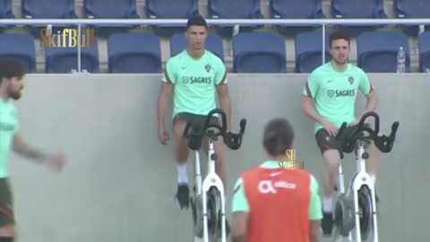 Cristiano Ronaldo after match vs germany recovery training in Budapest