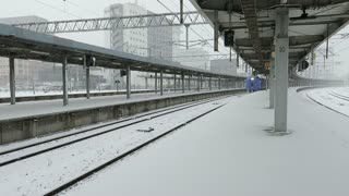Hokuto leaving the main station in Hakodate