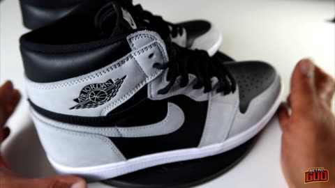 Shadow 2.0 Unleashed: Air Jordan 1 Unboxing & Review | Elevated Elegance in Monochromatic Mastery!