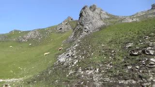 Winnats Pass Peak District Derbyshire Walk