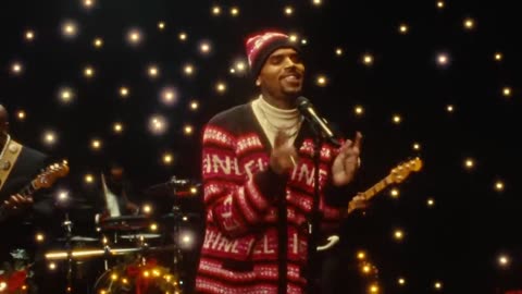 Chris Brown - It's Giving Christmas