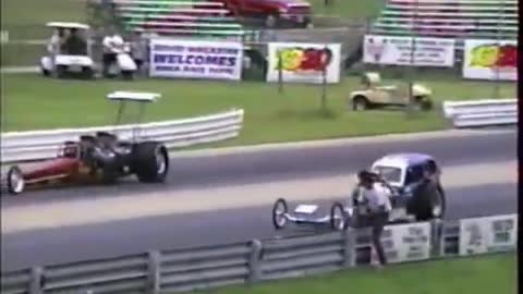 Nitro Neil Bisiglia vs Dom Paris Fuel Coupe vs 2 motor Top Fueler 2001