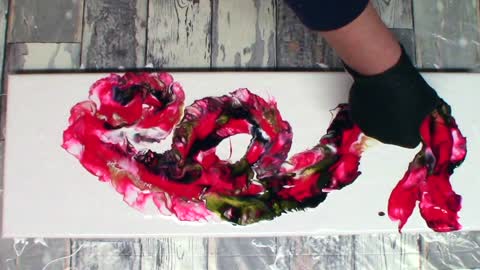 Fluid Art Flow Art Video of a Chinese Dragon using only 3 colours and Flexible PVC Tubing
