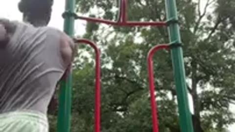 pull ups exercise outside #shorts #fyp