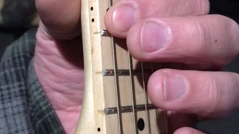 4 ways to play 5 half steps with 4 fingers