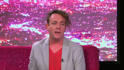 Drew Droege on Hey Qween! with Jonny McGovern