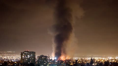 Timelapse video of intense fire in Chile