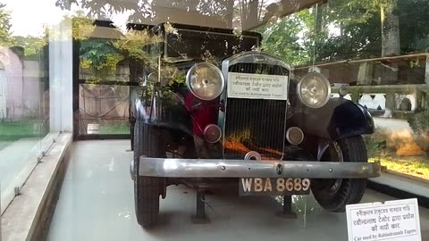 Rabindra nath Tagore ( Car )