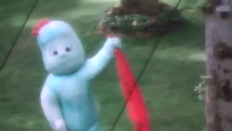 "Good Night, Iggle Piggle!" clip with Winter Wonderland Vintage Ad