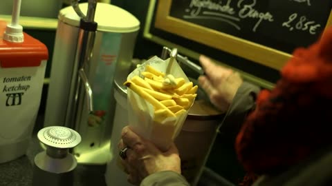 How FRENCH FRIES Are Made: From Fresh-Cut to Fake - and How to Spot the Difference | Free Doc Bites