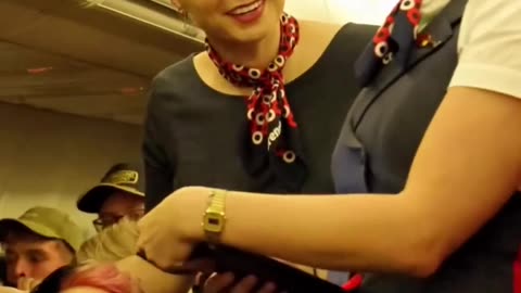 HILARIOUS: We Surprise A Flight Attendant With A Pick-Up Line 😅 #shorts