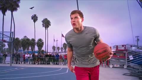 Blake Griffin huge dunk - Red Bull Launchpad
