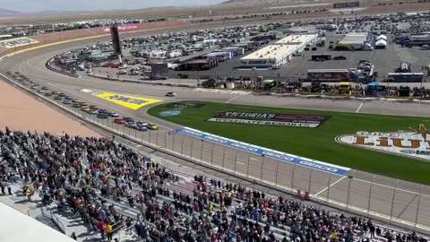 Start of the 2024 Pennzoil 400 at LVMS