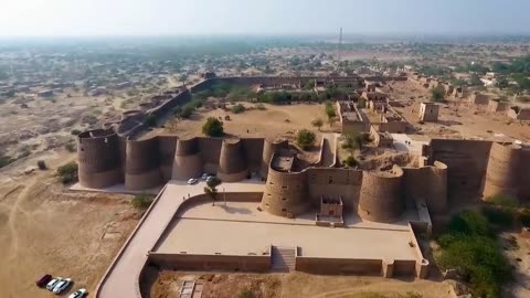 "Two Wheels in the Sand: Vespa Journey to Derawar Fort, Crossing Cholistan Desert