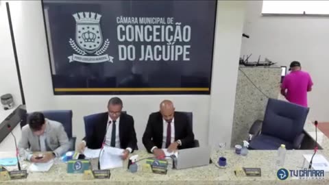 Vereador Denilson denuncia mau atendimento na saúde a uma cidadã