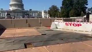 Cement blockade at the capitol