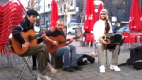 Piazzolla's tango in Montevideo (Ciudad Vieja)