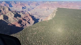 Helicopter over Grand Canyon 01