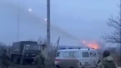 Multiple Russian TOS-1A 24-barrel thermobaric multiple rocket launcher attacking Ukrainian positions