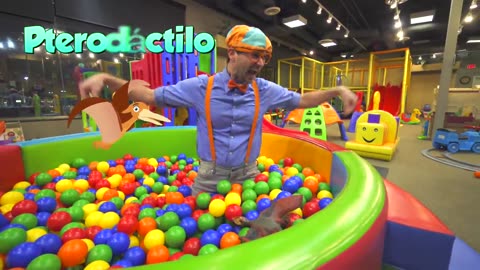 Blippi Español Aprende en el Patio de Juegos | Videos Educacionales para Niños y Infantiles