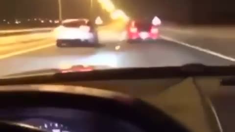 STINGER VS MUSTANG ON EMPTY HIGHWAY!!!