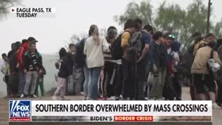 Mexican Police escort Escort 20 Buses of Illegal Aliens and Drops Them Off at US Border in Juarez