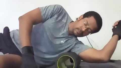 Shoulder Lat Foam Roll Try It Out (29 March 2023)