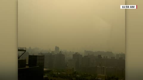 Manhattan disappears in smoke from air pollution caused by Canadian wildfires