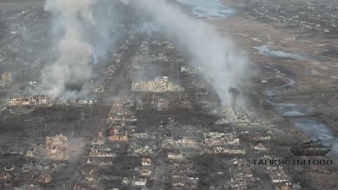 The battle for Marinka - Ukraine's forgotten city - Grinding attritional warfare - Phosphorus bombs