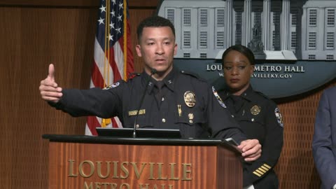 Louisville Dept. Chief: Officers could not see inside bank while mass shooter was firing at them