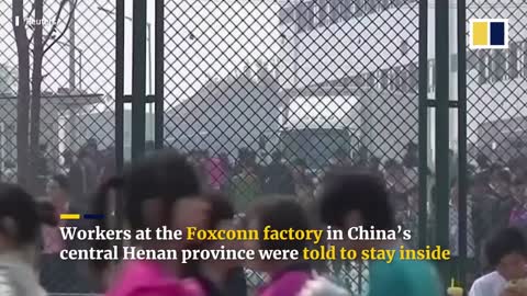 Lockdown around world’s largest iPhone factory in China fans production worries