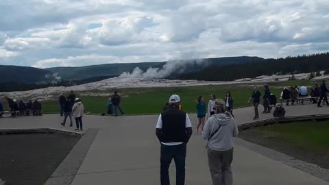 Old Faithful geyser in Yellowstone Park talking of my Chinese Bibles study.