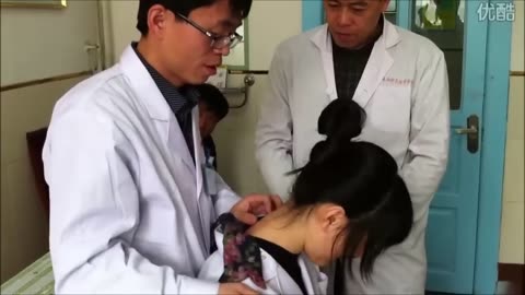 2 MASSIVE Neck CRACKS - Chinese Chiropractic adjustment
