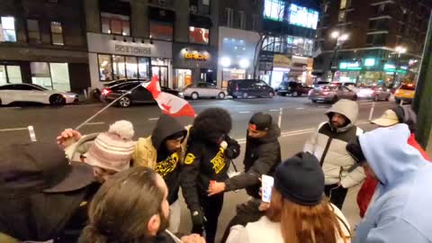 New Yorkers Pray for Canada