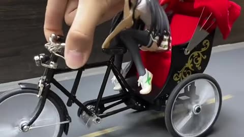 Alloy Bicycle Toy - The Perfect Gift for Kids