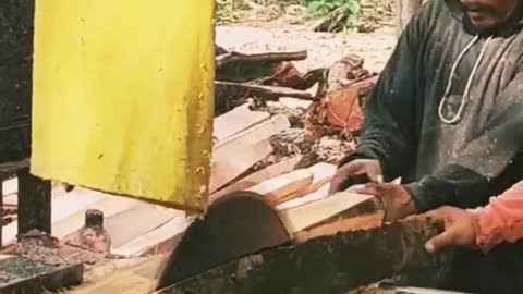 simple wood cutting machine