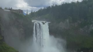 Waterfalls / Cascadas
