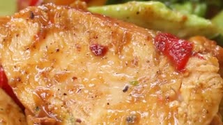 Chicken with Pepper add to Salad