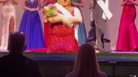 Trans wins New Hampshire beauty contest