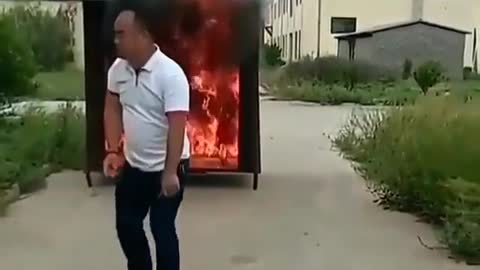 Tehnik memadamkan kebakaran api