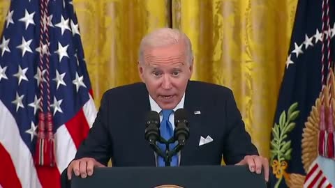Biden vows "to ban assault weapons"