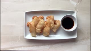 ROLINHOS PRIMAVERA DE CAMARÃO | SHRIMP SPRING ROLLS#rolinhoprimavera #camarão #frito