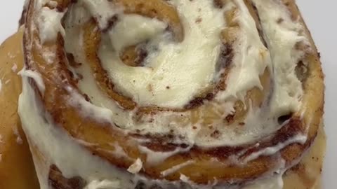 #cinnabon #cinnamonroll #fyp