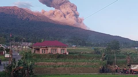 Mount Merapi erupted in Padang Panjang