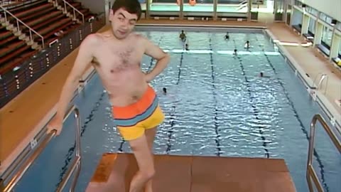 DIVE Mr Bean! | Funny Clips | Mr Bean Official