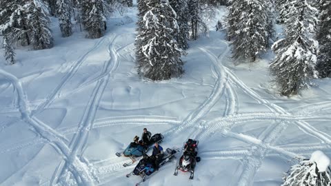 Snowmobiling in the Alaska wilderness 2023