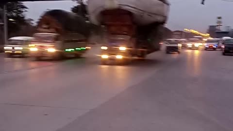 Full load on pakistani trucks #viral truck
