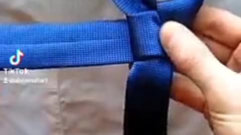 How to Knot a Tie