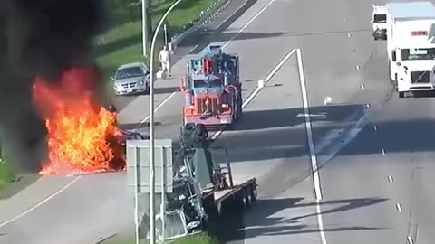 Semi Truck Destroys Pickup Left In The Middle Of I-35 (Near Forest Lake)