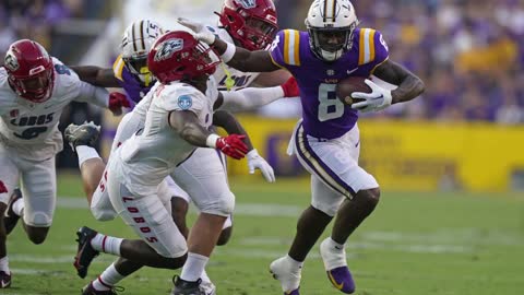 Malik Nabers has emerged as LSU's top WR, go-to target for Jayden Daniels